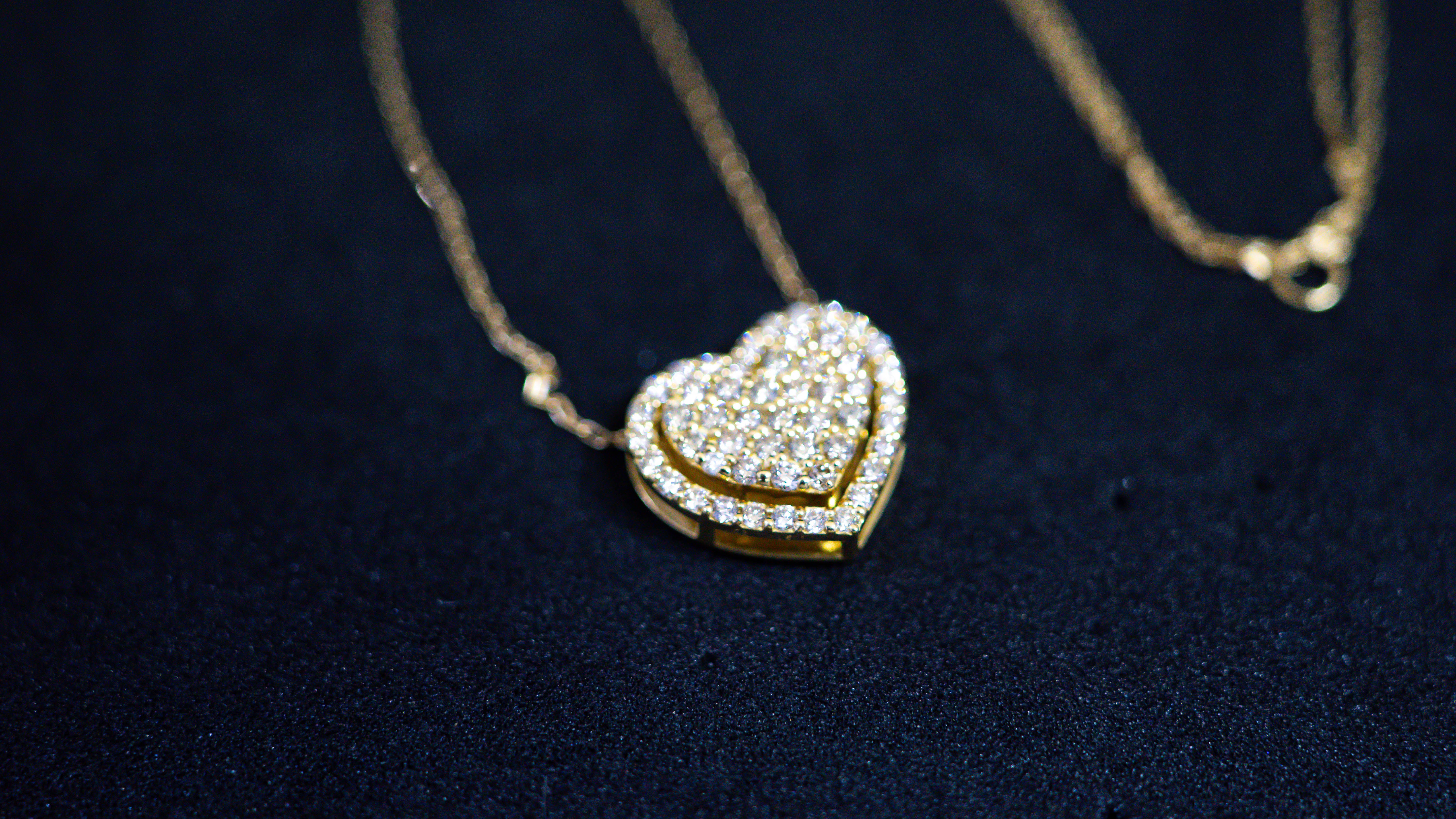 S-659 Diamond Heart Shaped Pendant Double Layer