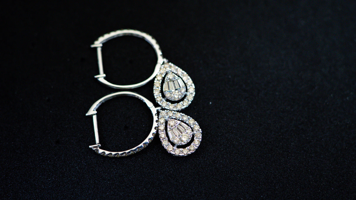 S-941 Pear Shaped Diamond Earrings - Baguette Cut